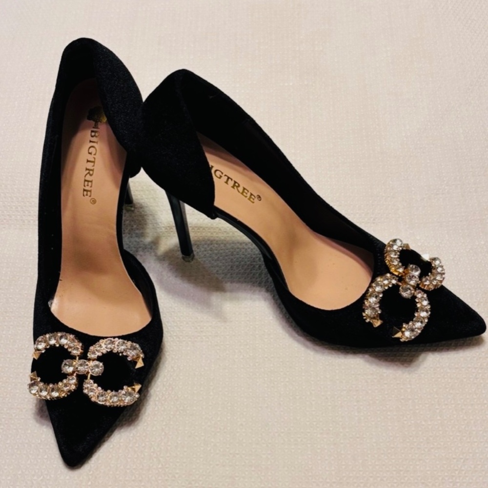 Big Tree Women Stilettos Black with Rhinestones Accents Sz 38